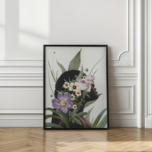 Load image into Gallery viewer, Purple flower
